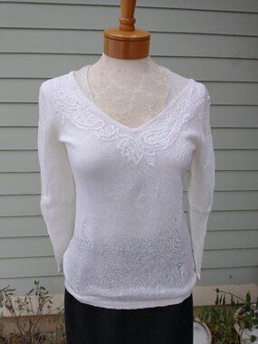 Sweater: white, embroidered linen. Extra small - by Ralph Lauren